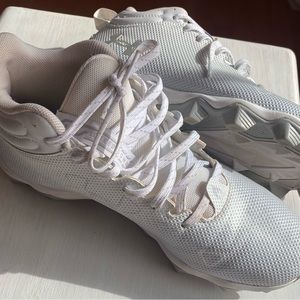 Boys Under Armour football cleats